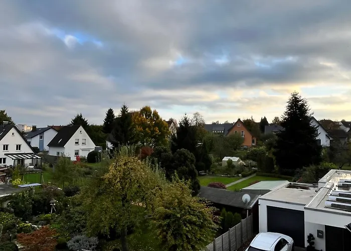 Charmante Dachgeschosswohnung In Lage